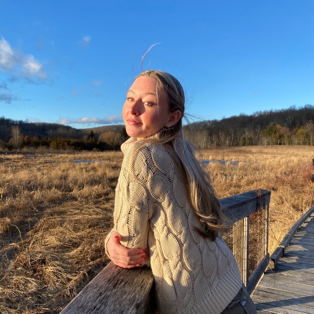 Meet your Posher, Gillian